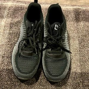 Black/Grey Running Sneakers
